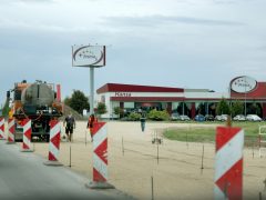 Szeged, BYD, beruházás, útszélesítés, 5-ös út, gazdaság