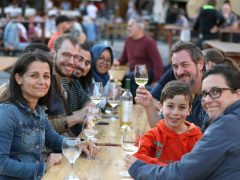 Szeged, Dóm tér, ősz, bor, Borfesztivál, Bor tér, felvonulás, borrendek, néptánc