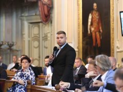 Szeged, közgyűlés, városháza, Botka László