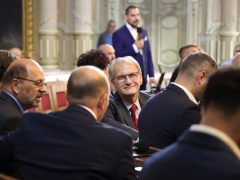 Szeged, közgyűlés, városháza, Botka László