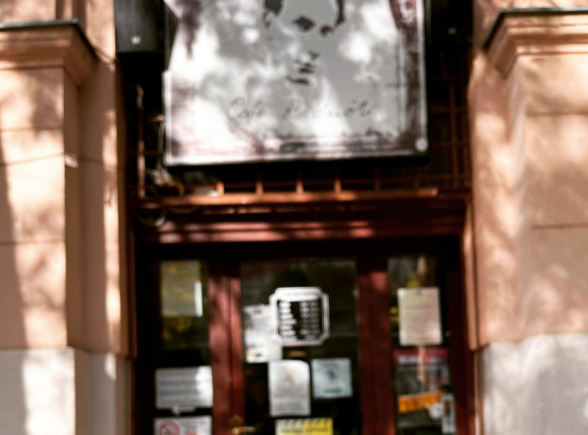 Café Radnóti. Radnóti estek SZTE BTK.