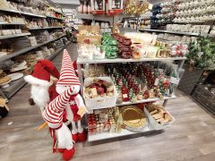 Szeged, szeptember, karácsony, áru, dekoráció