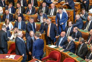 Politika. Parlament. Országgyűlés. Fotó: Tuzson Bence hivatalos FB
