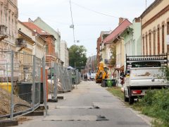 Szeged, csapadékvíz helybentartására szolgáló rendszer, kiépítés, Gogol utca, felújítás