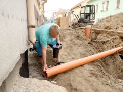 Szeged, csapadékvíz helybentartására szolgáló rendszer, kiépítés, Gogol utca, felújítás