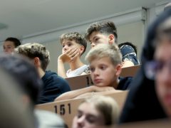Szeged, Kutatók Éjszakája, SZTE, Fizikai Intézet, kísérlet, diákok, Ignácz Ferenc