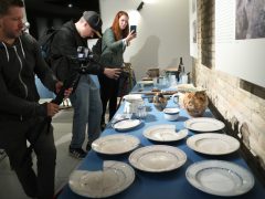 Szeged, átadás, megújult, Oroszlán utca, régészeti leletek, KÉSZ, acélszobrok, kiállítás, Varga Mihály, Botka László