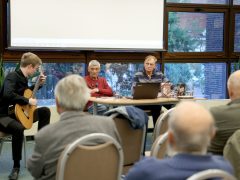 Szeged, Pavlovits Miklós, Bátyi Zoltán, író, könyvbemutató, Somogyi könyvtár