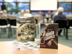 Szeged, Pavlovits Miklós, Bátyi Zoltán, író, könyvbemutató, Somogyi könyvtár