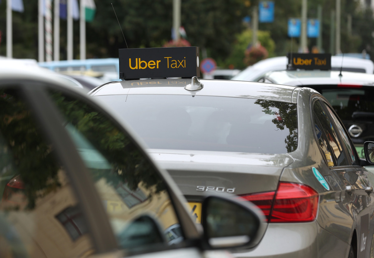 Szeged, elindult, Uber, taxi, Uber taxi, utazás, közlekedés