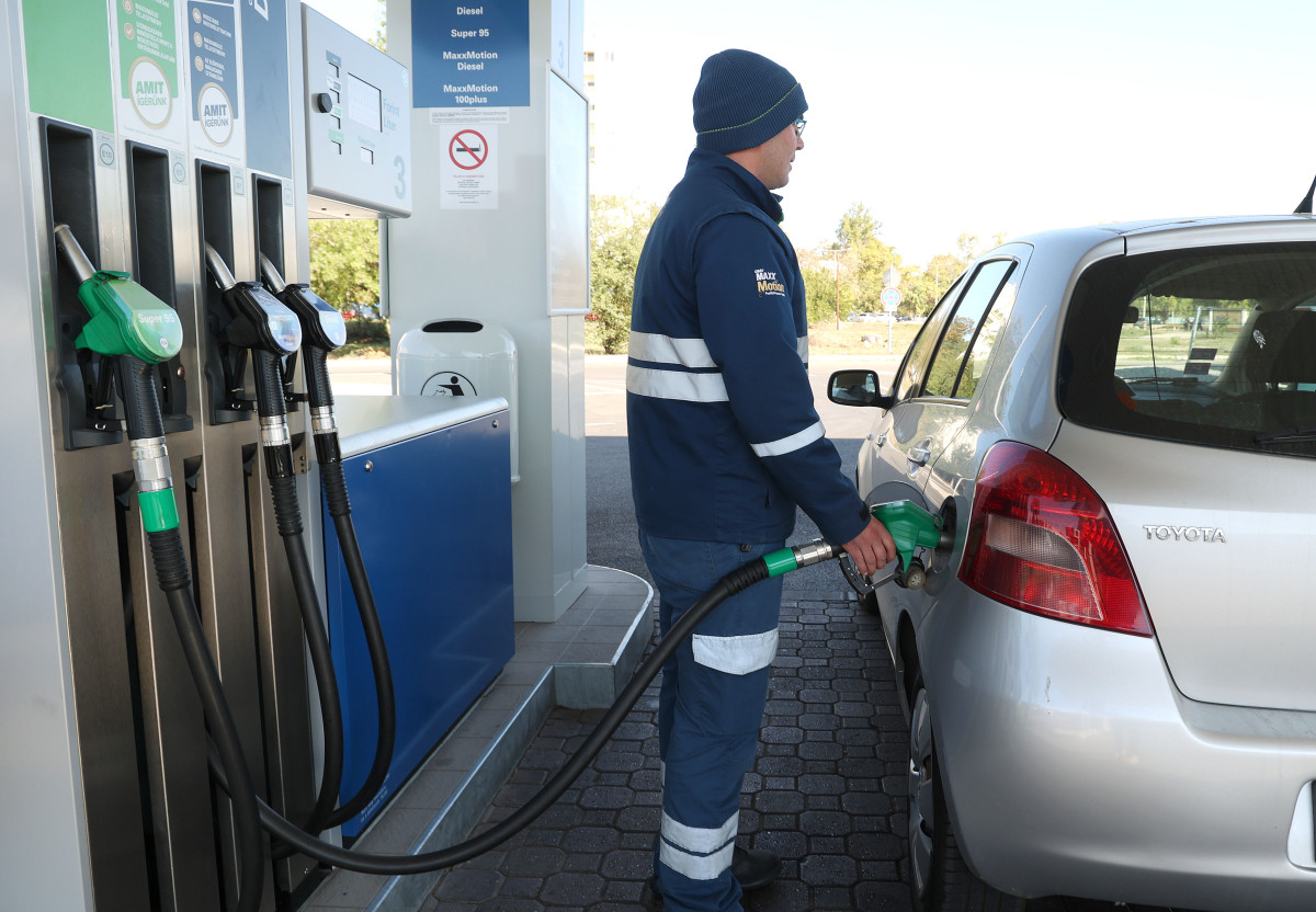 Szeged, tankolás, benzinkút, benzin, gazdaság