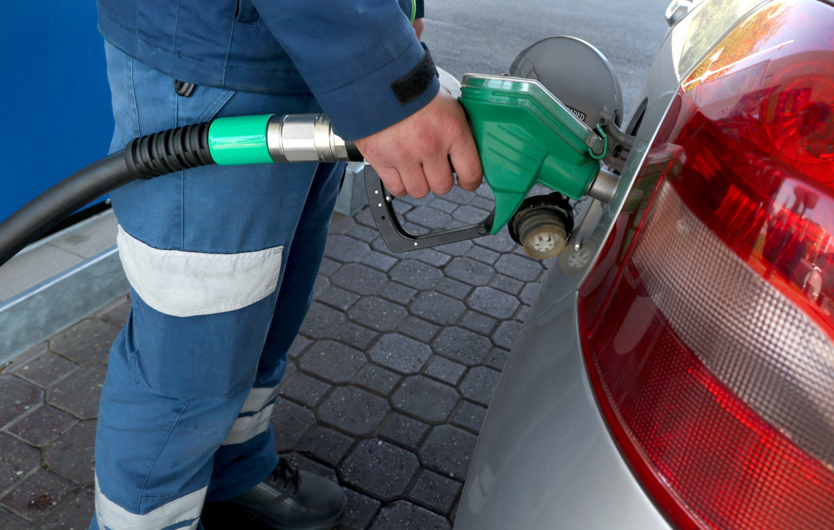 Szeged, tankolás, benzinkút, benzin, gazdaság