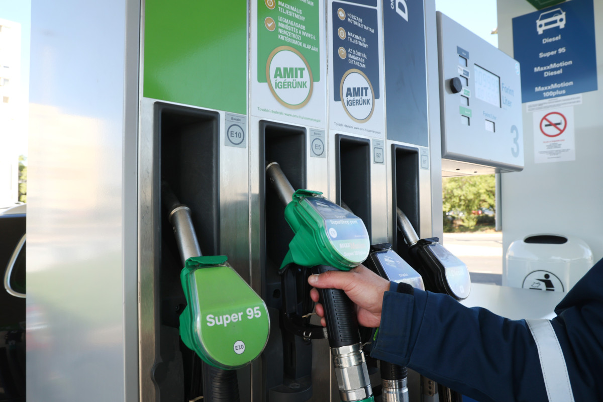 Szeged, tankolás, benzinkút, benzin, gazdaság