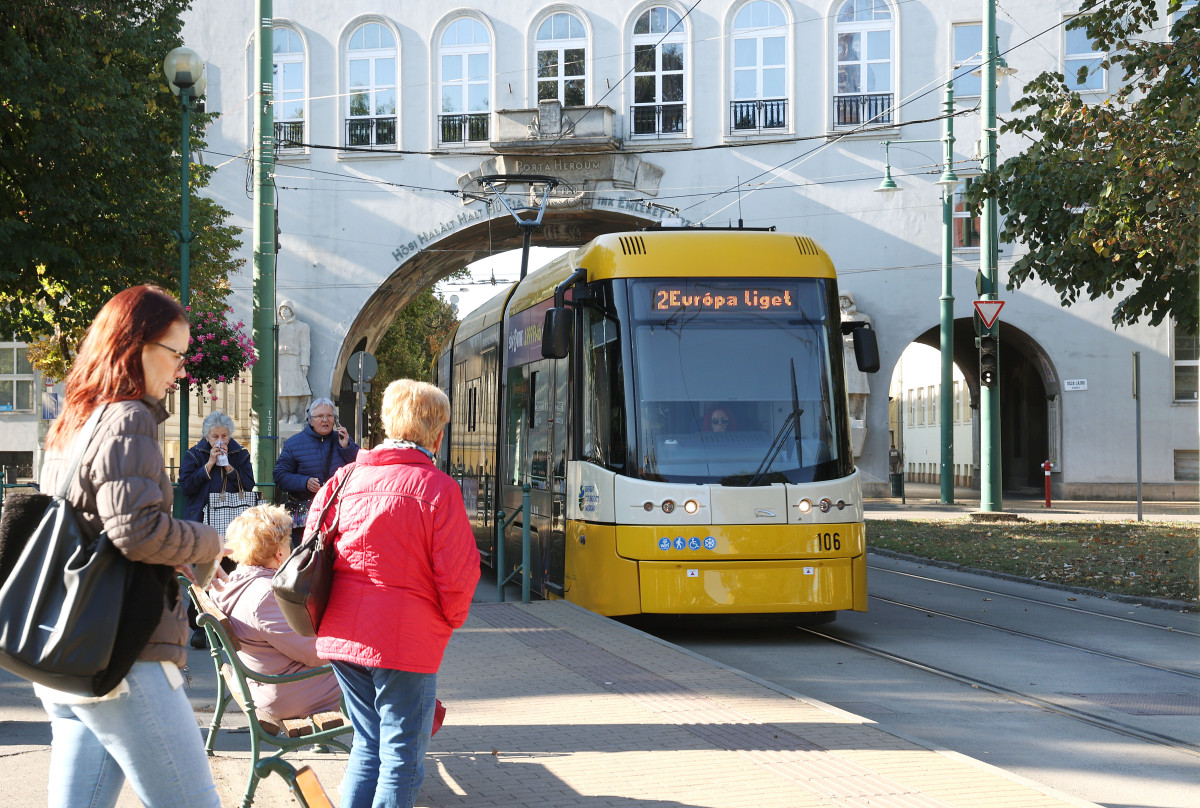 Szeged, villamos, közlekedés, tömegközlekedés