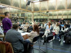 Szeged, Én és a kisöcsém, operett-bohózat, olvasópróba, Szegedi Nemzeti Színház, Király Attila