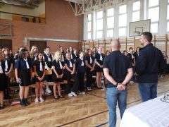 Szeged, űrhajós, Kapu Tibor, Cserényi Gyula, Tabán Általános Iskola, diákok