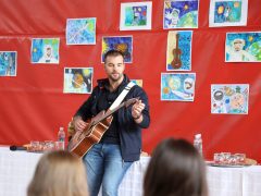 Szeged, űrhajós, Kapu Tibor, Cserényi Gyula, Tabán Általános Iskola, diákok