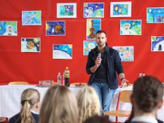 Szeged, űrhajós, Kapu Tibor, Cserényi Gyula, Tabán Általános Iskola, diákok