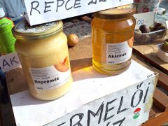 Szeged, méz, Mars téri piac, piac