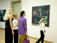 Szeged, Papageorgiu Andrea, Az Édentől keletre, kiállítás, megnyitó, Reök palota, kultura