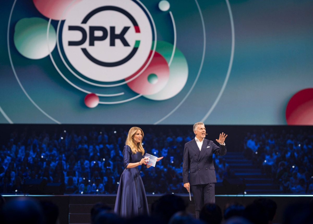 Szabó Zsófi. DPK. Fidesz. Fotó: Orbán Viktor hivatalos FB