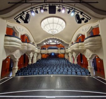 Tóth József Színház Szentes. Fotó: archív