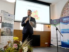 Szeged, területfejlesztési konferencia, Radnóti Café