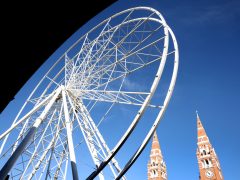 Szeged, építik, óriáskerék, Dóm tér