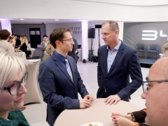 Szeged, BYD, autószalon, megnyitó, autó, Algyői út, gazdaság