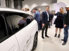 Szeged, BYD, autószalon, megnyitó, autó, Algyői út, gazdaság