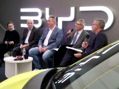 Szeged, BYD, autószalon, megnyitó, autó, Algyői út, gazdaság