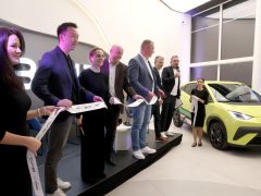 Szeged, BYD, autószalon, megnyitó, autó, Algyői út, gazdaság