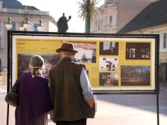 Szeged, Klauzál tér, 43. Magyar Sajtófotó Kiállítás, kiállítás, fotó, sajtófotó