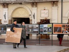 Szeged, Klauzál tér, 43. Magyar Sajtófotó Kiállítás, kiállítás, fotó, sajtófotó