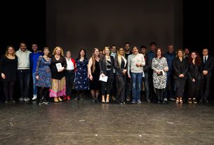 Renner Erika és Cservenka István nyerte a SZABAD-díjat. Fotó: TASZ