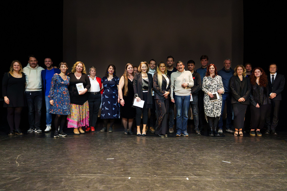 Renner Erika és Cservenka István nyerte a SZABAD-díjat. Fotó: TASZ