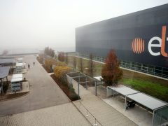 Szeged, napelempark, átadás, ünnepség, ELI, lézerközpont, kiserőmű, tó, napelem, energia, Lantos Csaba, energiaügyi miniszter