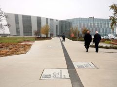 Szeged, napelempark, átadás, ünnepség, ELI, lézerközpont, kiserőmű, tó, napelem, energia, Lantos Csaba, energiaügyi miniszter