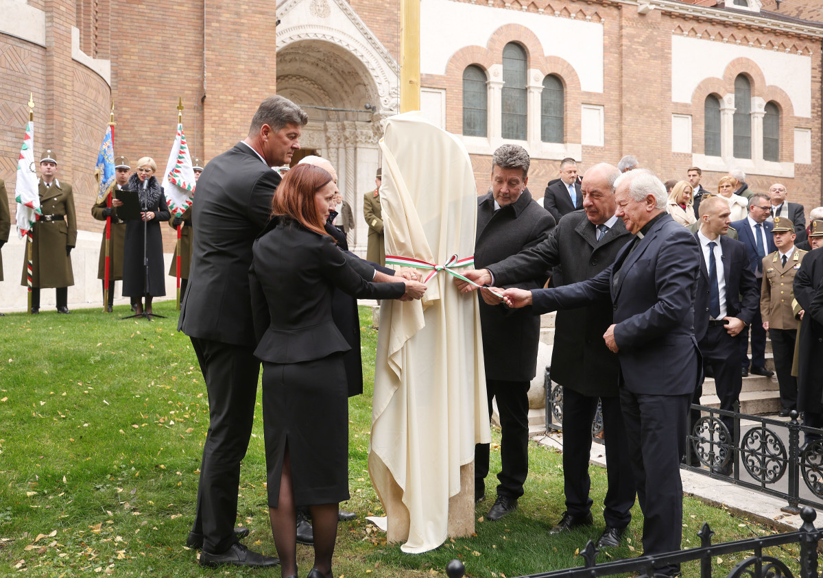 Szeged, Nemzeti Emlékhely, avatás, szegedi dóm, Dóm tér, ünnepség, Sulyok Tamás, köztársasági elnök