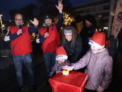 Szeged, megnyílt, Szegedi Karácsonyi Hetek, karácsony, fények, szarvas, gólyalábasok, Dóm tér