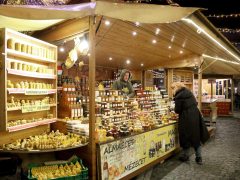 Szeged, megnyílt, Szegedi Karácsonyi Hetek, karácsony, fények, szarvas, gólyalábasok, Dóm tér