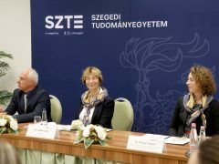 Szeged, SZTE, Dr. Bugyi István Szentesi Multidiszciplináris Centrum, eszközfejlesztések, szűrővizsgálatok, sajtótájékoztató, egyetem
