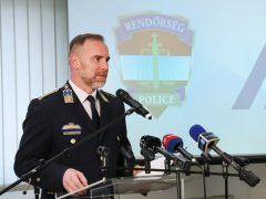 Röszke, Horváth László, kormánybiztos, Töreki Sándor, vezérőrnagy, sajtótájékoztató, kábítószer, drog, DELTA Program, Röszkei Autópálya Határátkelőhely, határ, határátkelő