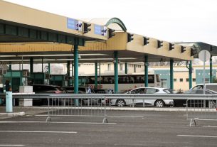 Röszke, Horváth László, kormánybiztos, Töreki Sándor, vezérőrnagy, sajtótájékoztató, kábítószer, drog, DELTA Program, Röszkei Autópálya Határátkelőhely, határ, határátkelő