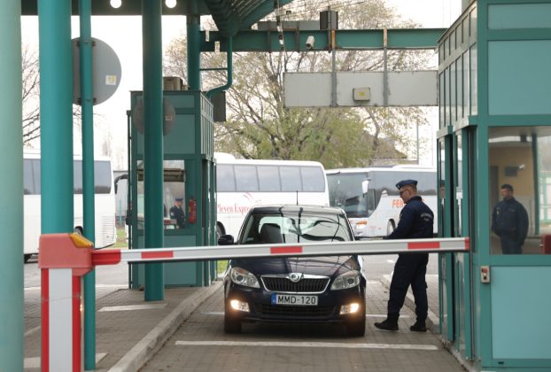 Röszke, Horváth László, kormánybiztos, Töreki Sándor, vezérőrnagy, sajtótájékoztató, kábítószer, drog, DELTA Program, Röszkei Autópálya Határátkelőhely, határ, határátkelő