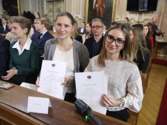 Szeged, városi ösztöndíjasok, ösztöndíj, köszöntés városháza