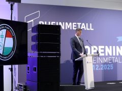 Szeged, Rheinmetall, hibrid gyár, gyár, üzem, megnyitó, Szíjjártó Péter