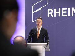 Szeged, Rheinmetall, hibrid gyár, gyár, üzem, megnyitó, Szíjjártó Péter