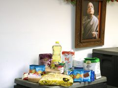 Szeged, Ételt az Életért Alapítvány, élelmiszer csomag, osztása, ételosztás, rászorulók, karácsony