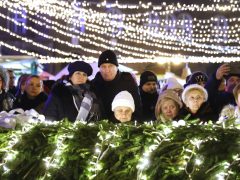 Szeged, gyertyagyújtás, Dóm tér, advent